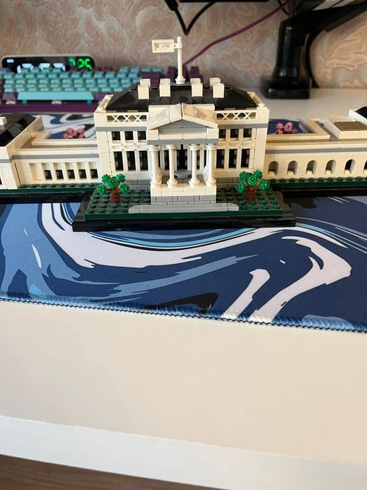LEGO White House Белый Дом, 1500 деталей