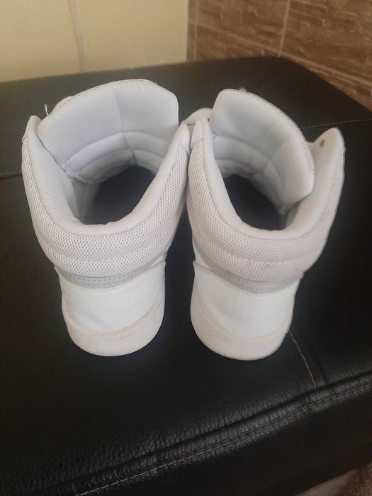 Маратонки Адидас