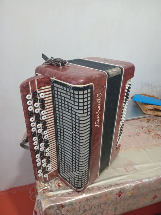 Баян кировский 3 футльярмен бар