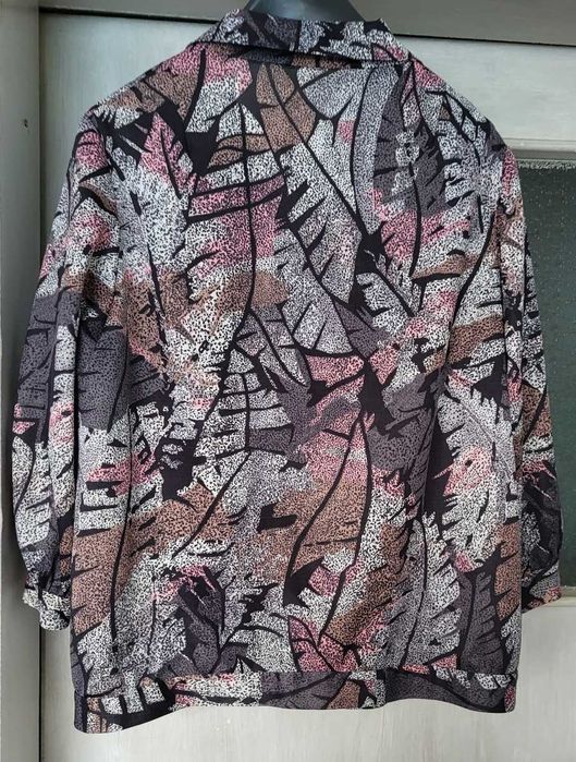 Нова дамска блуза с дантели с бродерия