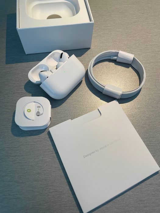 Apple AirPods Pro 2 Gen