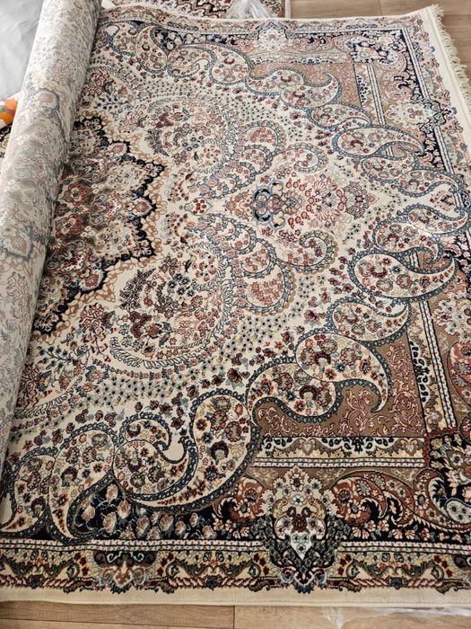 Продаю ковер Иран размер 250*350