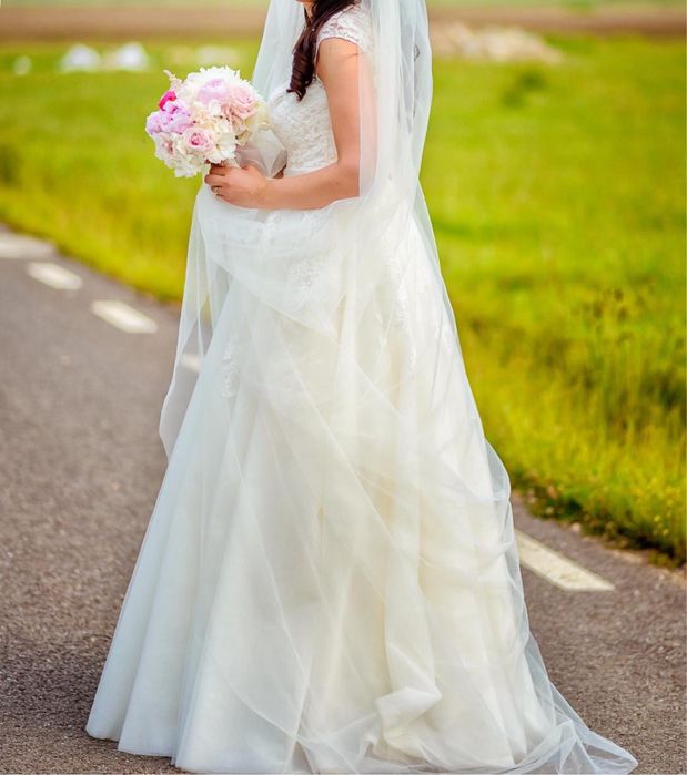 Vand rochie de mireasa Natalia Vasiliev