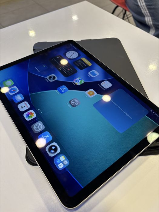 Планшет Apple ipad air 2024