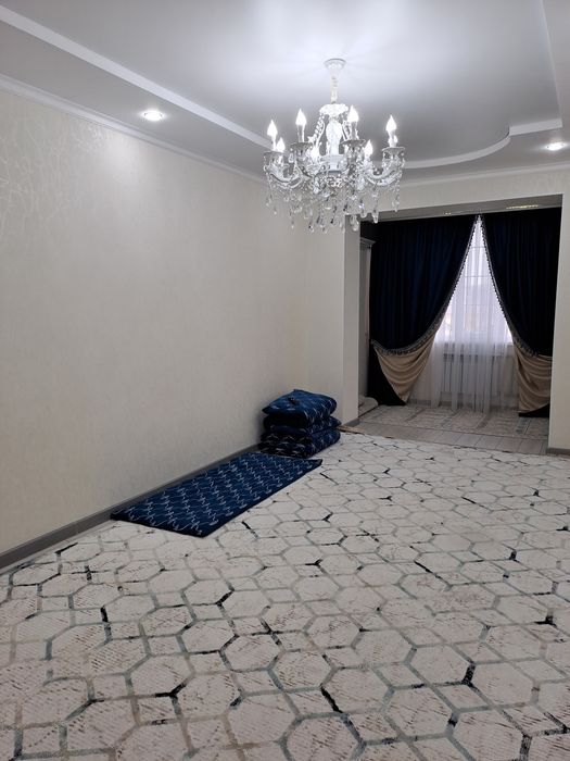 Продам шторы новые,торг