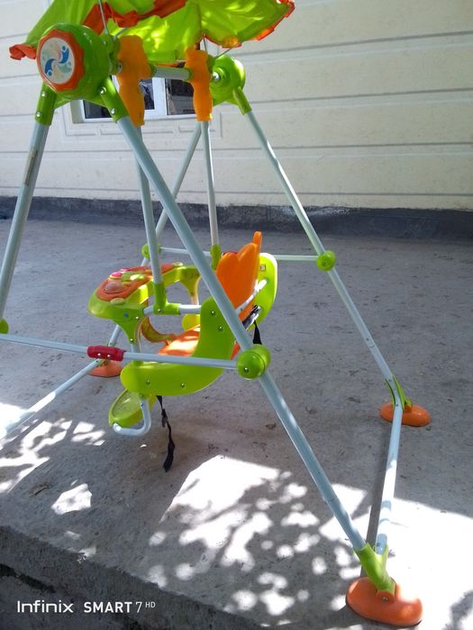 Bolalar karuseli xamma joyi soz ishlaydi yangidek