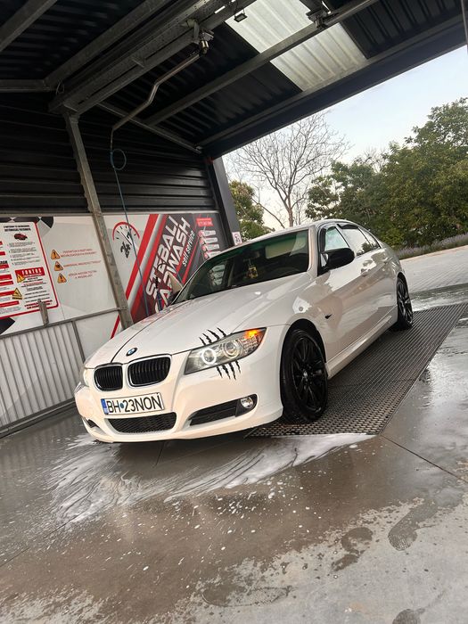 Vând BMW 318d alb