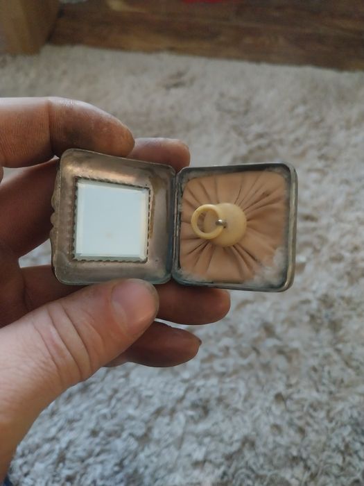 Pudriera de colecție