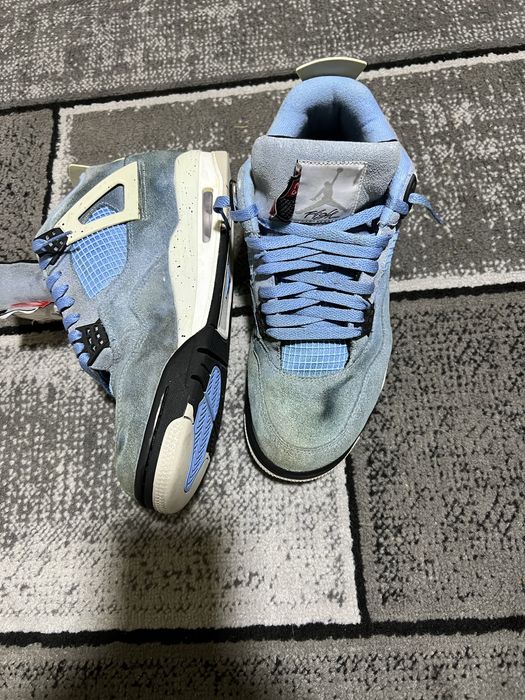 Jordan 4 university blue