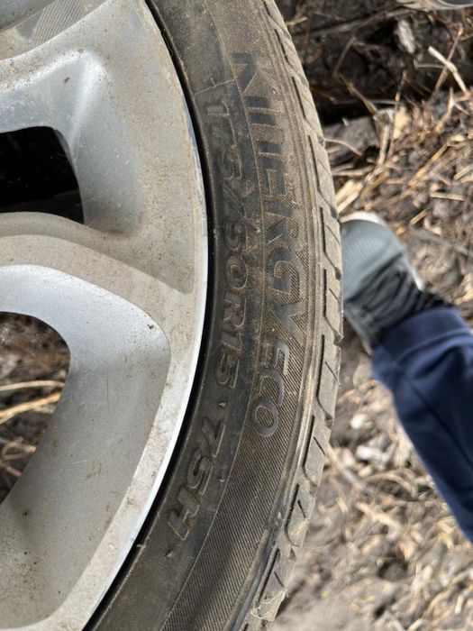 Продам резину, колеса