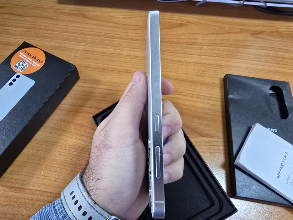 De vanzare Samsung S24 128 Gb