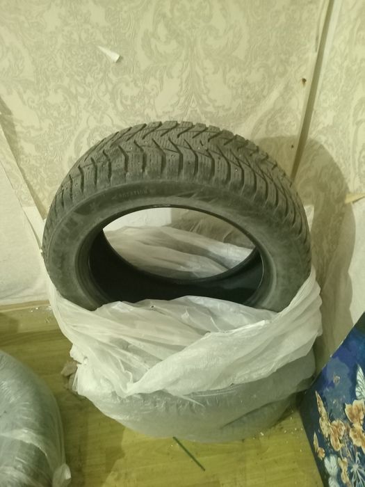 Шины зимние средний состояние