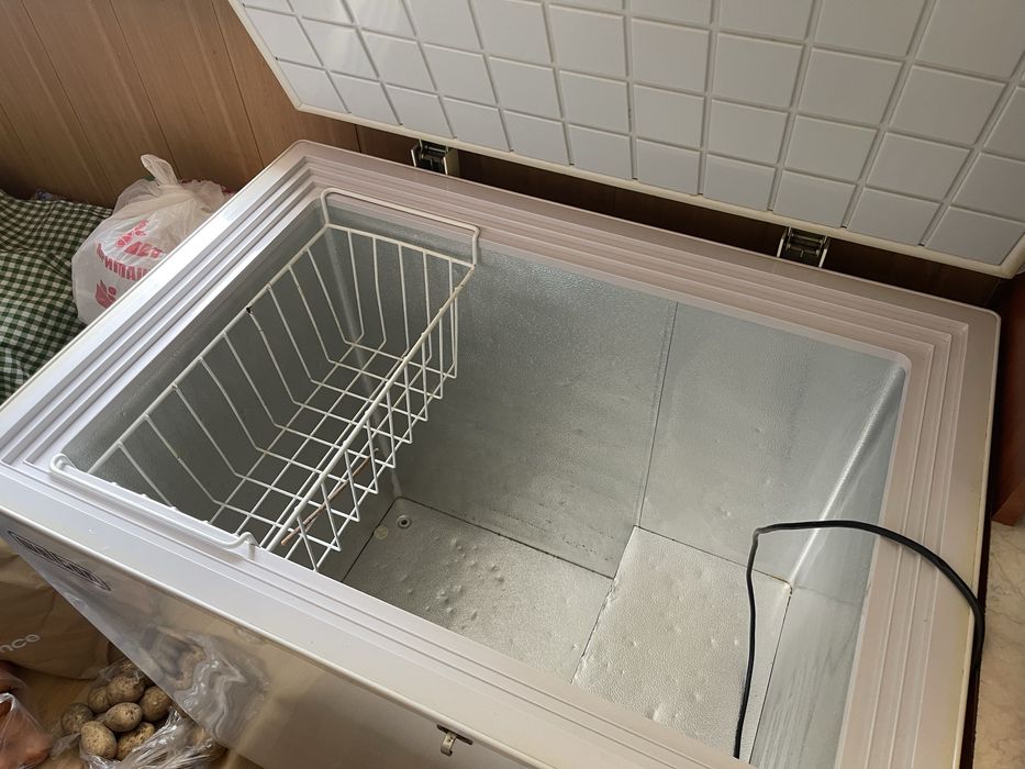 Продается морозильный ларь