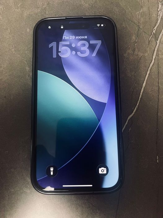 Продам iPhone 16,в идеальном состоянии