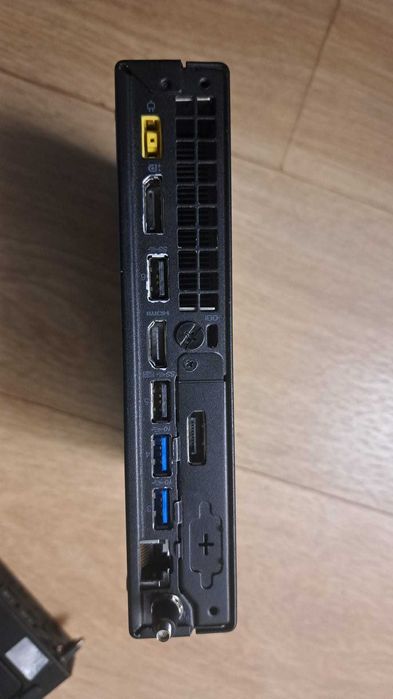 Calculator Refurbished Lenovo M720q Tiny, i5-9400T, 8GB, 256GB SSD