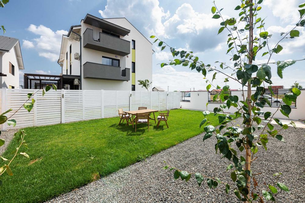 Proprietar inchiriez apartament cu 2 camere(din 01.05.2026)