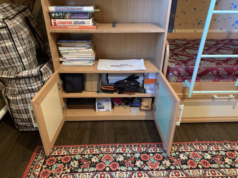 Кровать двухъярусная