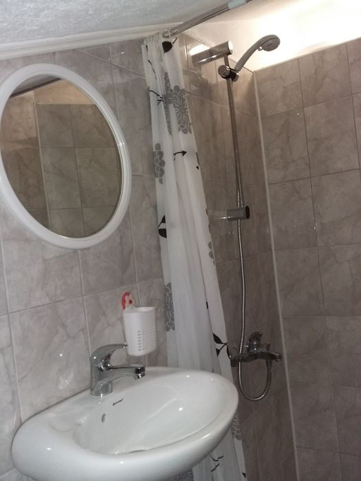 Дава се под наем Едностаен апартамент в Карлово - 41 кв.м за 183.6 € - Снимка #5