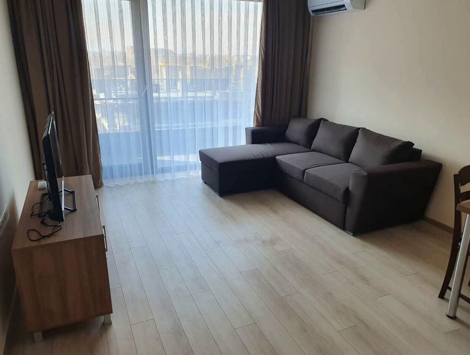 Дава се под наем Двустаен апартамент в Пловдив, Христо Смирненски - 75 кв.м за 450 € - Снимка #1