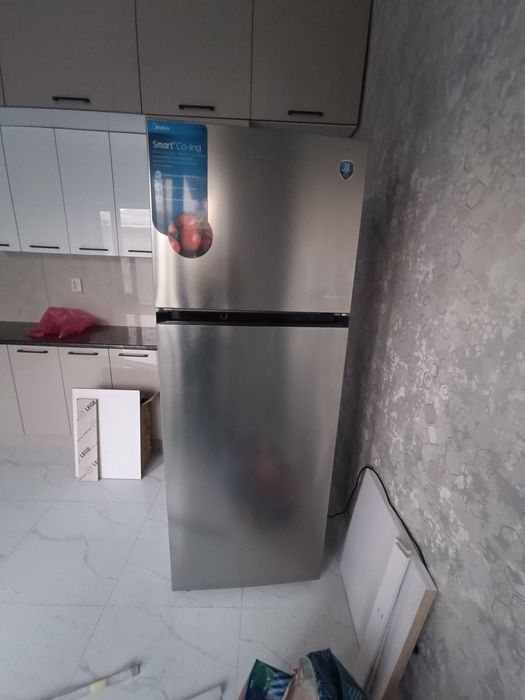 Xolodilnik  Midea boʻlib toʻlashga ham beraman.