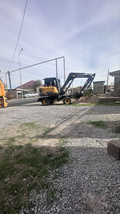 Услуги экскаватора малютка и гидромолот