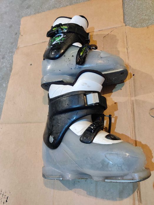 Vand clapari marimea 34