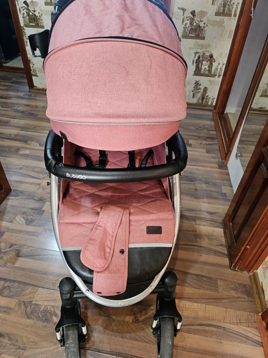 Продам прогулочную всесезонную коляску