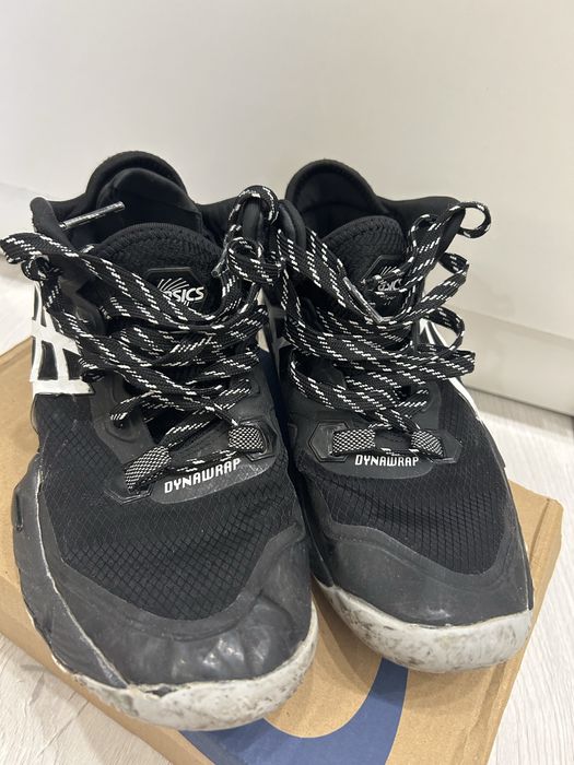 Продаю Асикс( рыцарь)