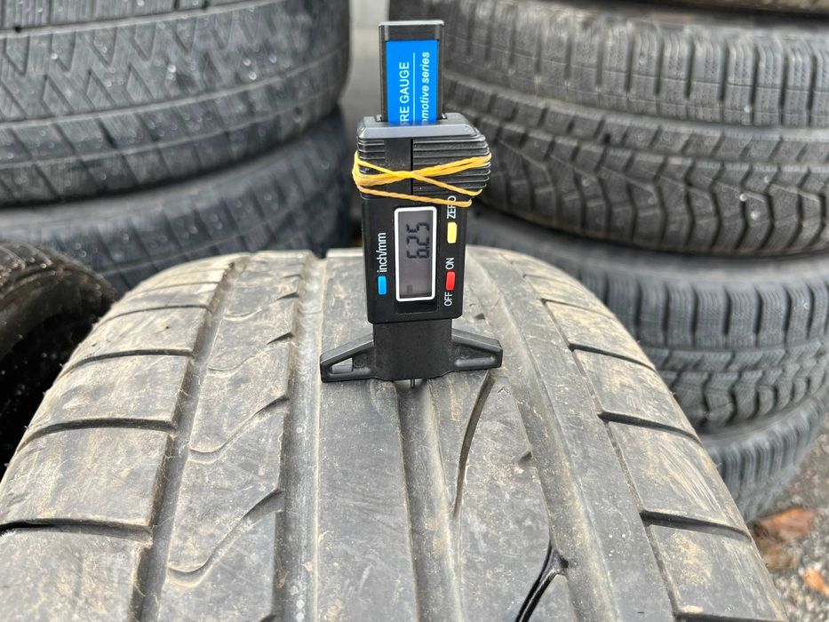 зимни гуми BRIDGESTONE 225/45/18 с ДОТ 09/2018г.