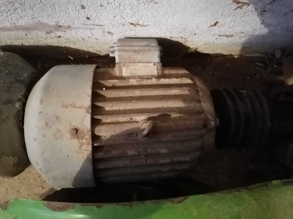 Асинхронен ЕлектроДвигател Мотор