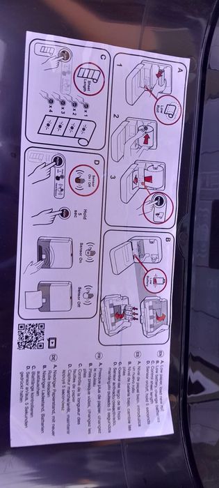 Dozator electronic cu senzor pentru hârtie tork