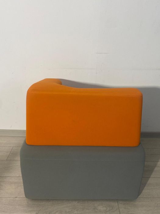 2 Buc. Fotoliu Steelcase Gri - Negru; Scaun Colțar cu Spătar