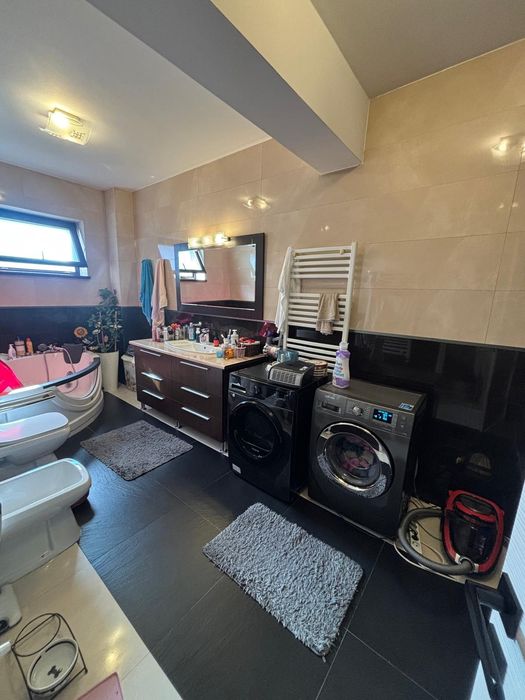 Apartament 4 camere parter Ferval -97m² + loc de parcare + boxa  depozitare