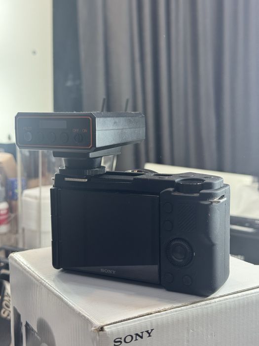 Камера Sony ZV-E10