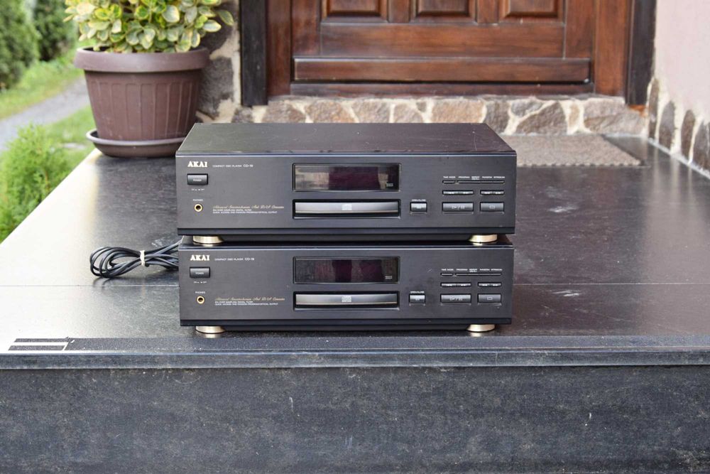 CD Player Akai CD-19