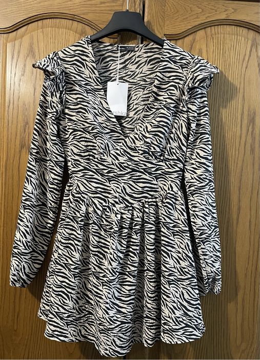 Рокля с животински принт Bershka