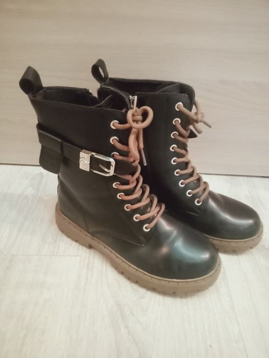 Ботинки демисезон 36 размер 2000 тенге