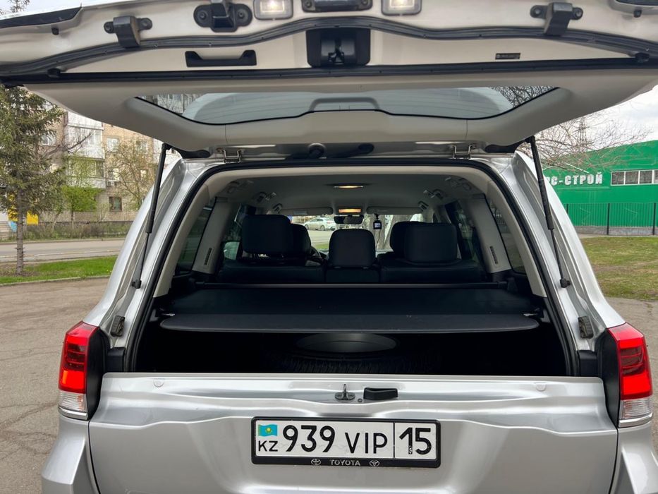 Продам Тойота Land Cruiser