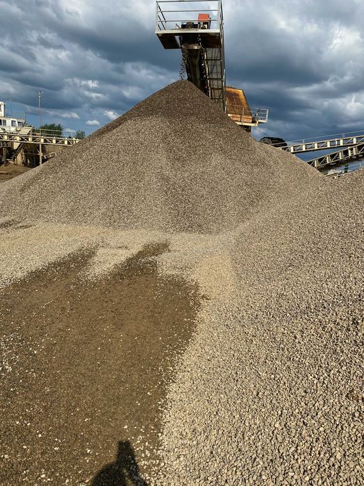 Agregate de vanzare ( Nisip, piatra, balast )