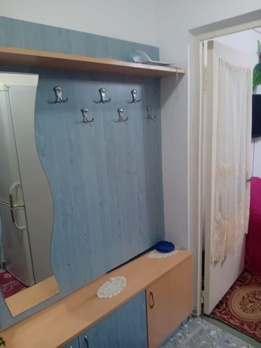 Închiriez apartament cu 2 camere,zona Primaverii