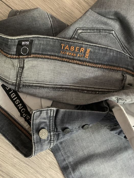 Джинсы новые