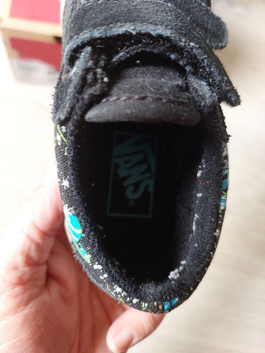 Кеды детские низкие черные.