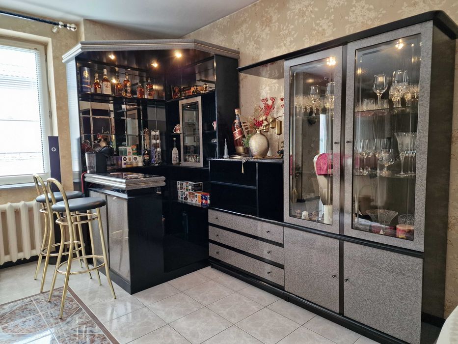 Италиански бар от 3 модула + ПОДАРЪК