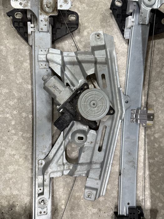 Задна броня, врати и други за Honda Civic 8 2.2 cdti на части