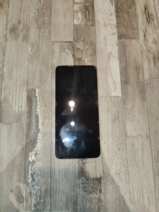 Смартфон OnePlus 9r Б/У