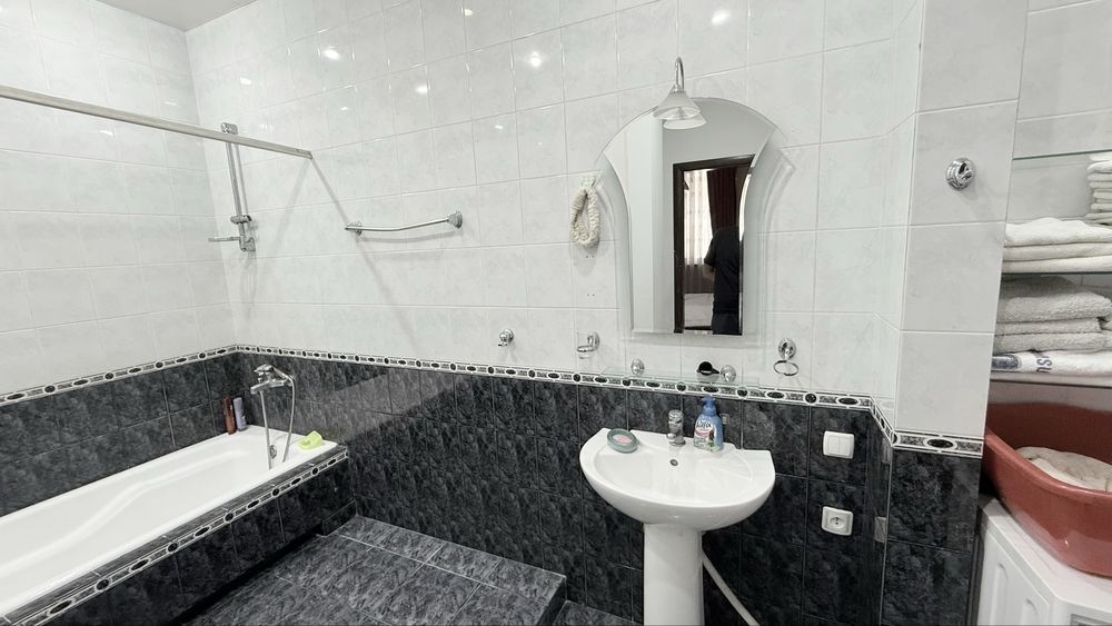 Чехова Аренда (г.Россия/Мирабад Авеню) Дуплекс 250 кв Габус 4/4/6