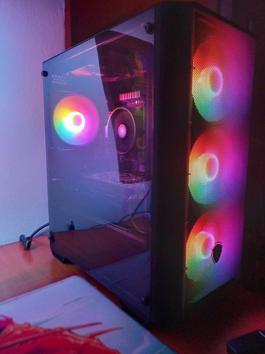 Carcasa pc MSI M100A