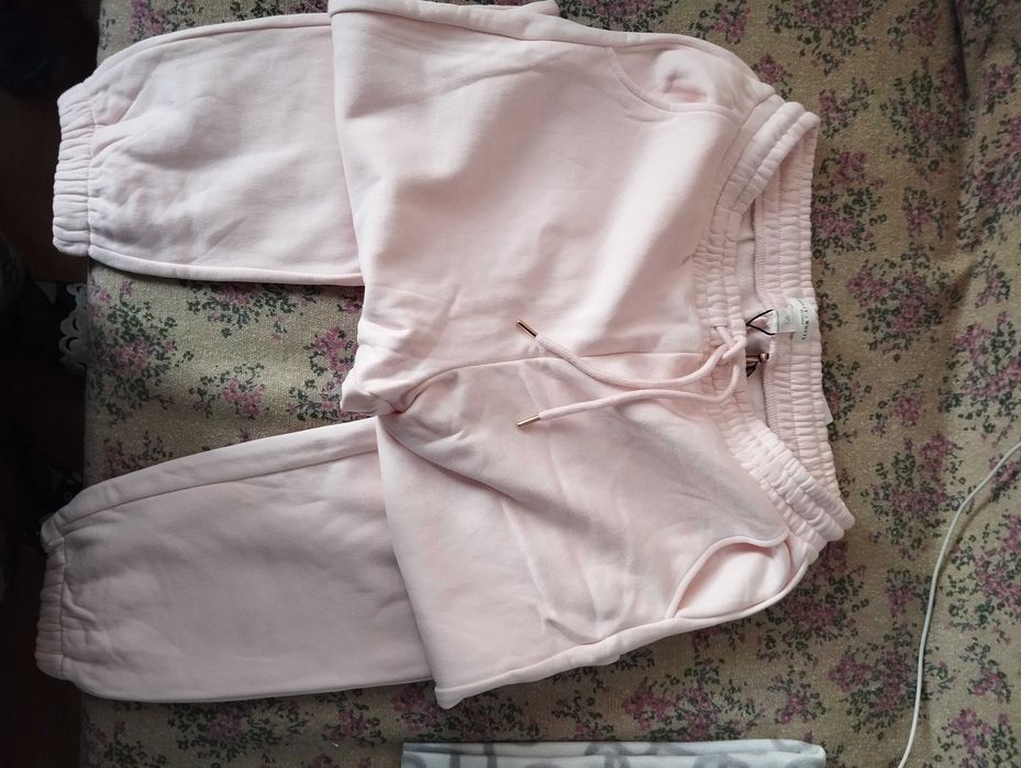 Женски анцунг розов