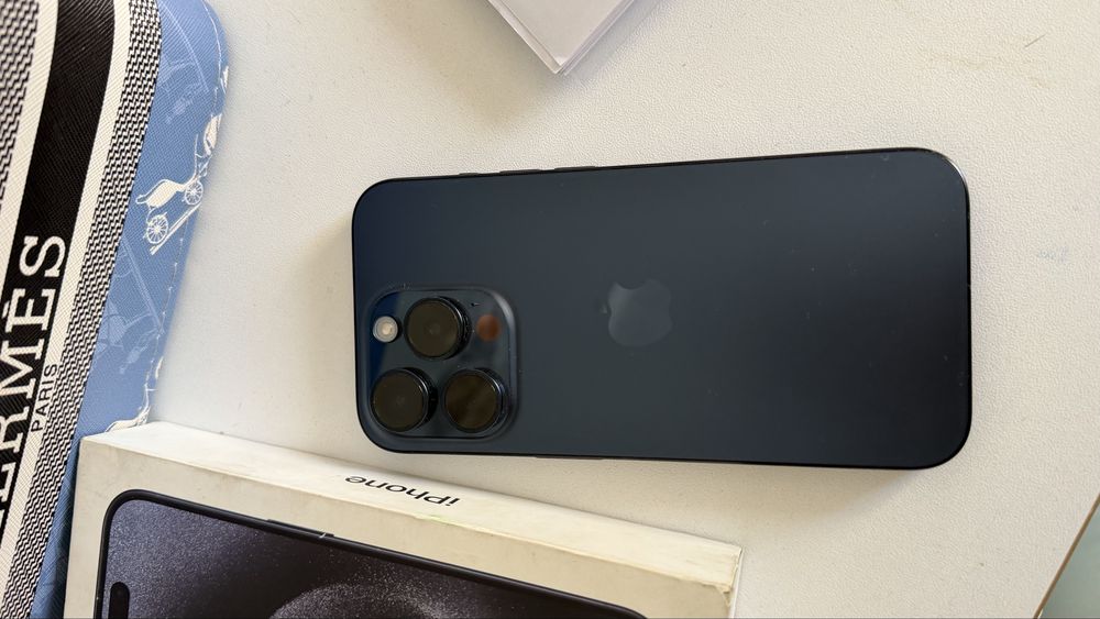 Iphone 15 pro 128гб Состояние нового