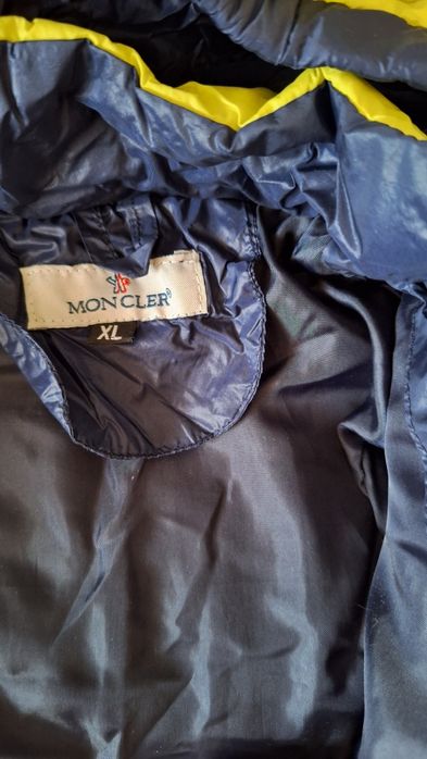 Куртка Moncler 4года